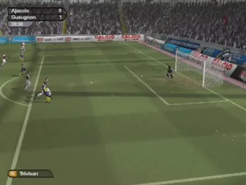 World Tour Soccer 2002 screen shot game playing